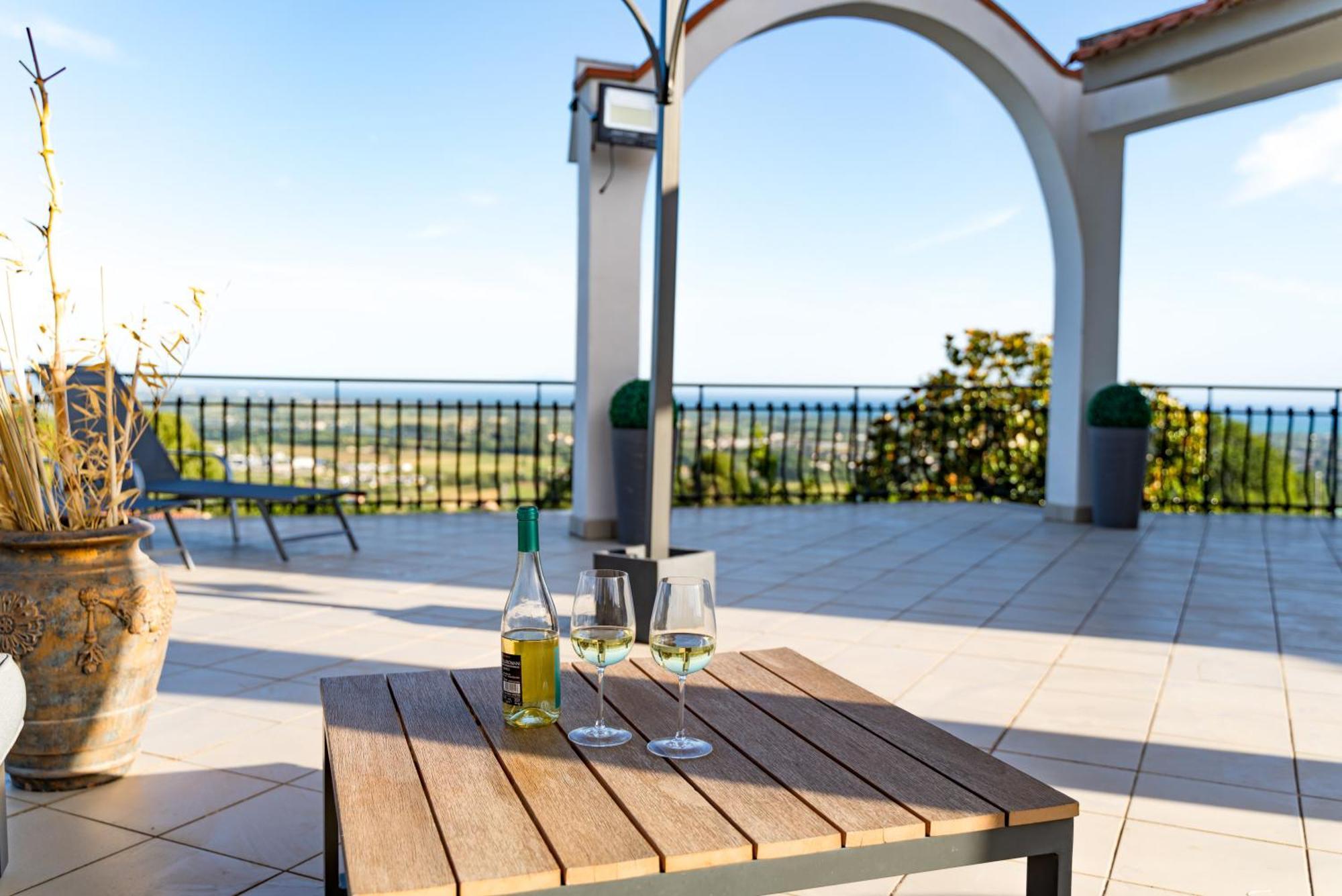 Villa Del Pino, Terrazza Vista Mare ミントゥルノ エクステリア 写真